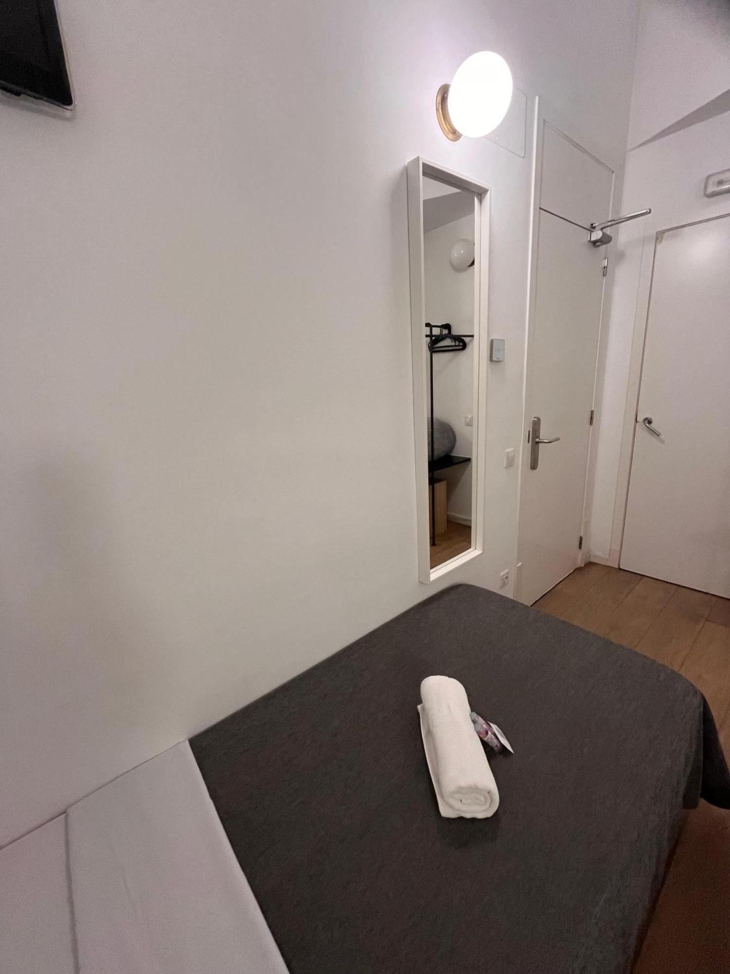 Hostal Argo Barcelona Exterior foto