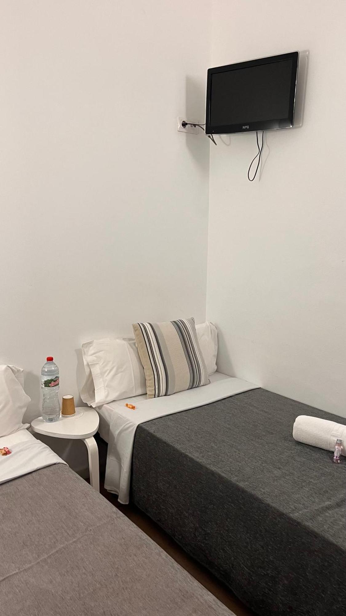 Hostal Argo Barcelona Zimmer foto
